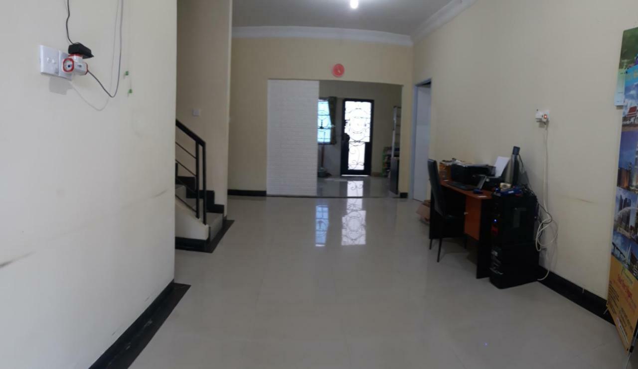 Cipta Guest House Batam 1 Bagian luar foto
